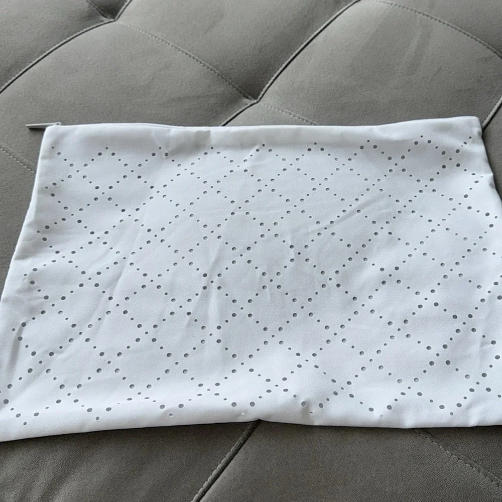 CHANEL White Fabric Storage Zippered Dustbag - Picture 2 of 4